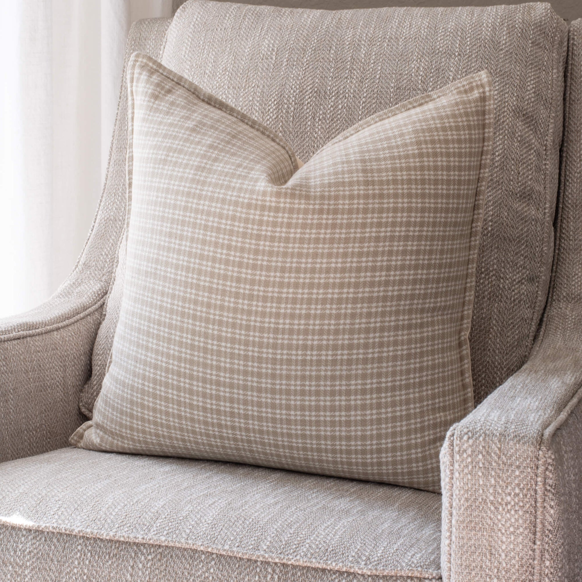 Paz Handwoven Pillow Cover