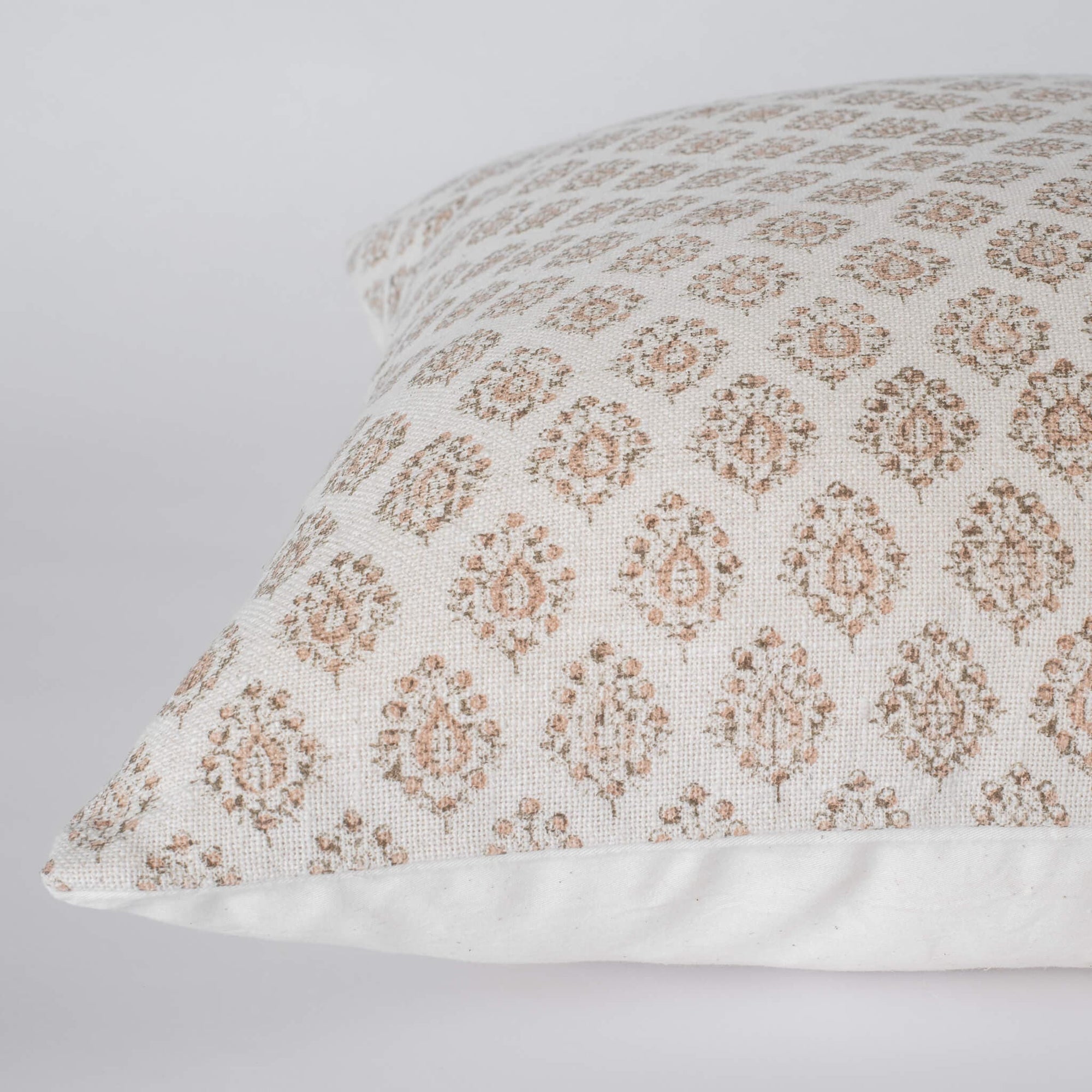 Stella Bed Pillow Combination