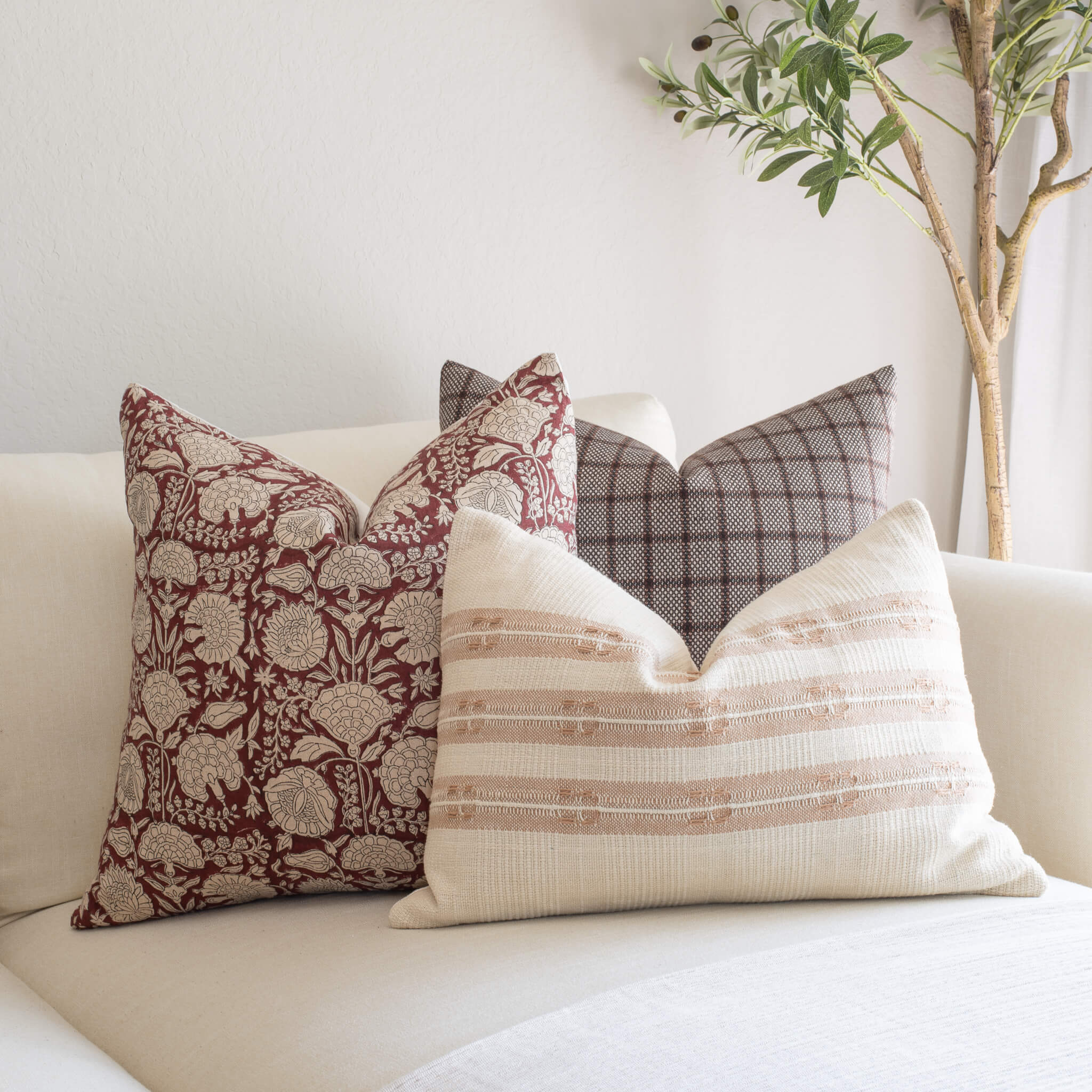 Throw popular Pillow Set