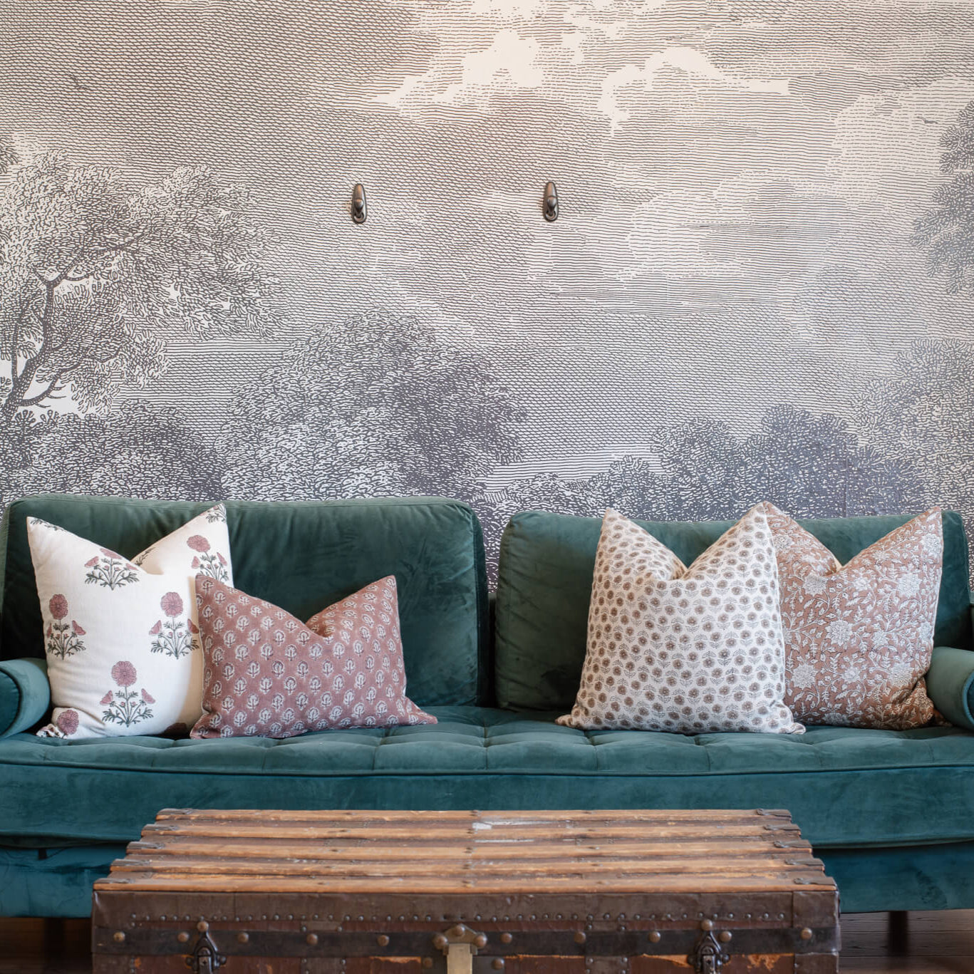 Bordeaux Pillow Combination | Set of Four Pillow Covers