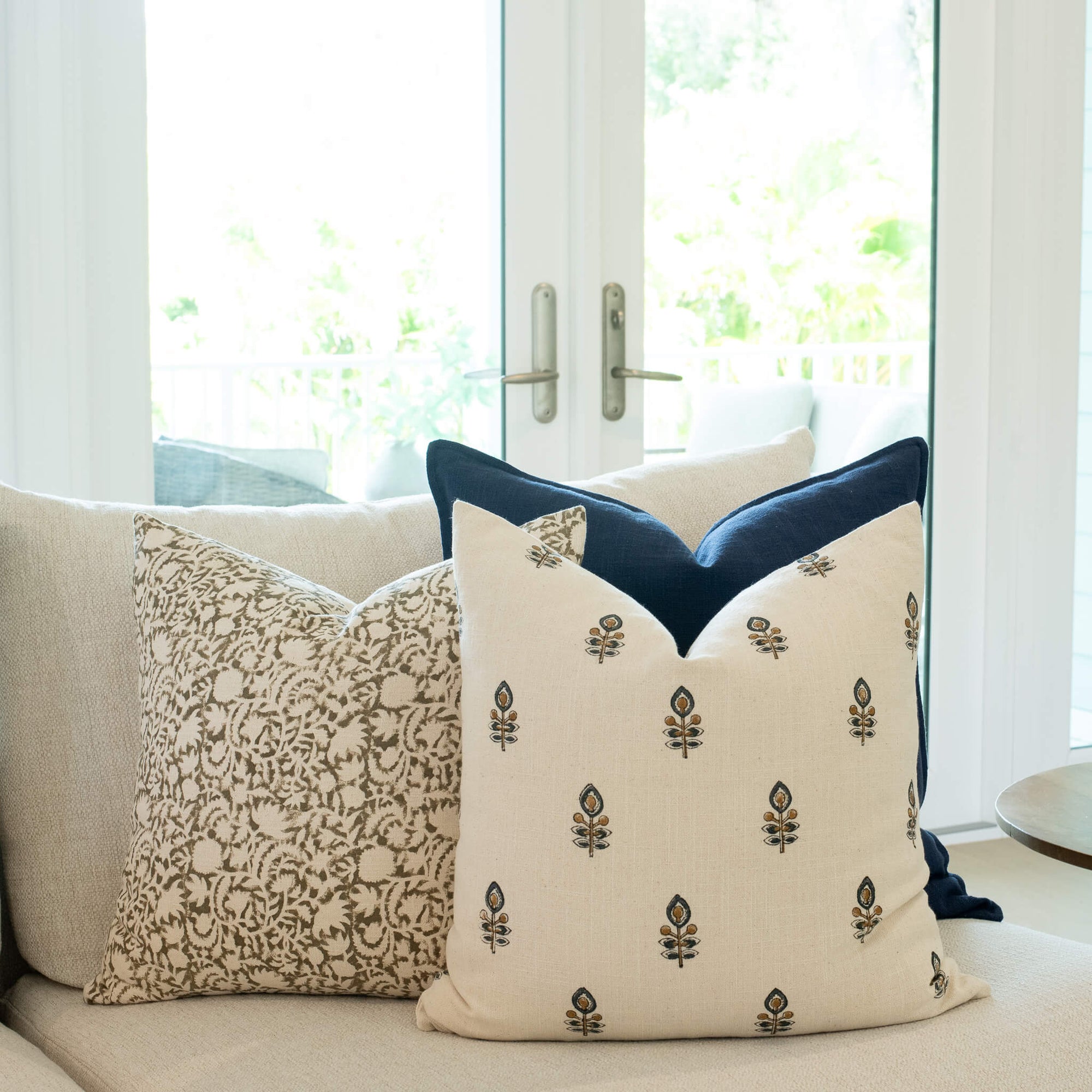 Noa Solid Pillow Cover | Blue