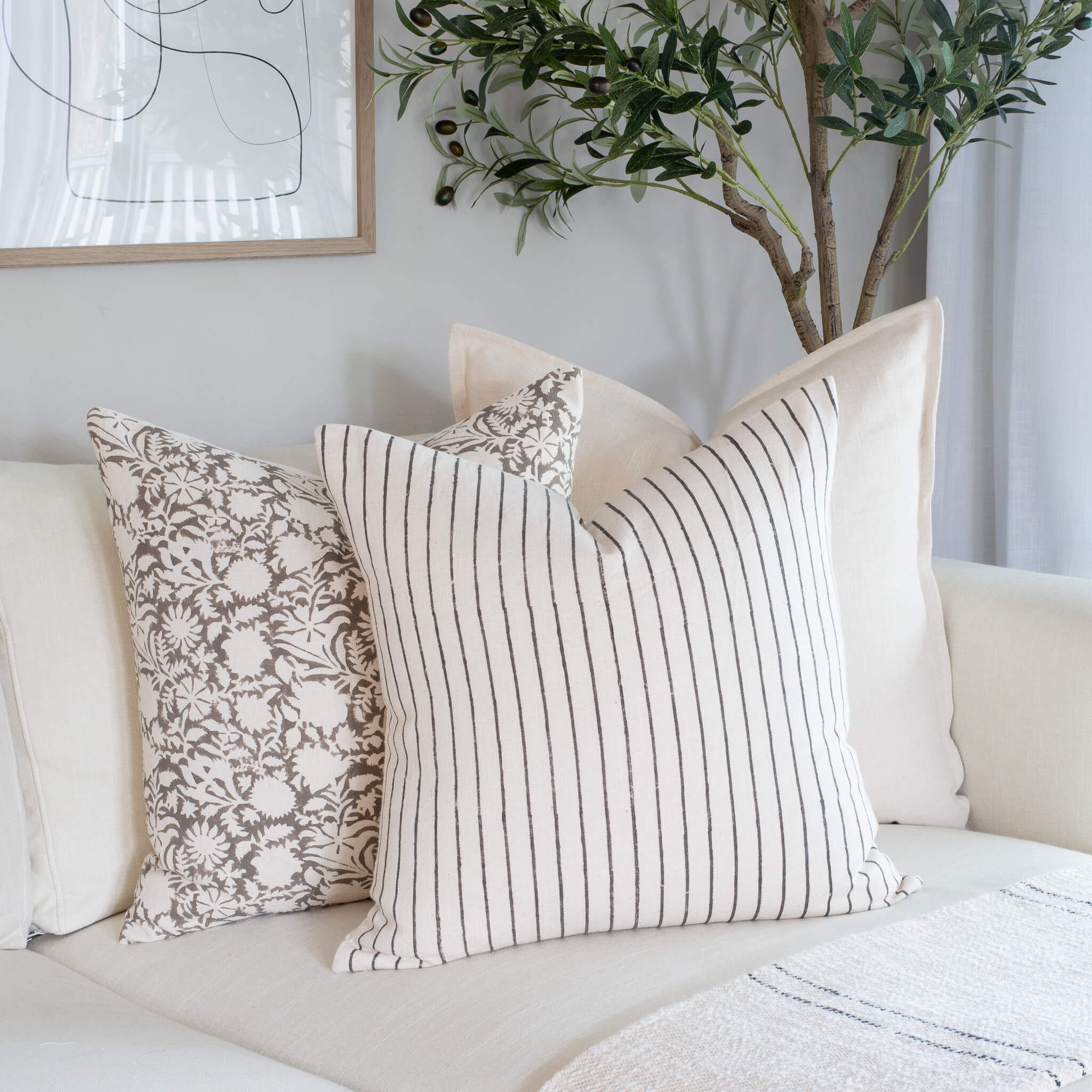 Córdoba Striped Hand Block Printed Pillow Cover | Black - Apartment No.3