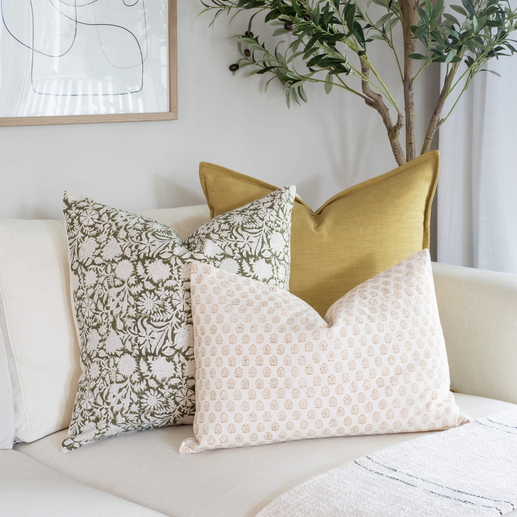 Jardim Floral Block Printed Pillow Cover | Olive - Apartment No.3