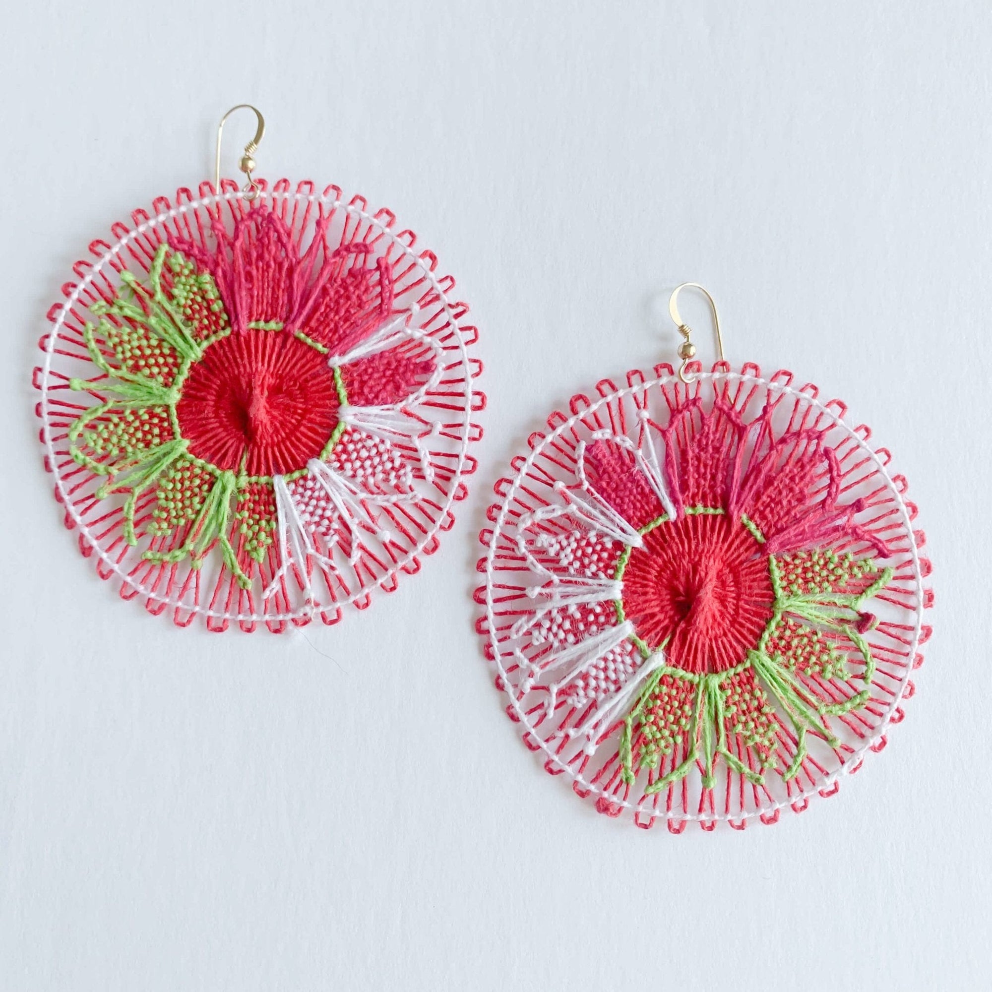 Ñanduti Earrings | Floral Handmade Earrings in Fuchsia, Green and White - Apartment No.3