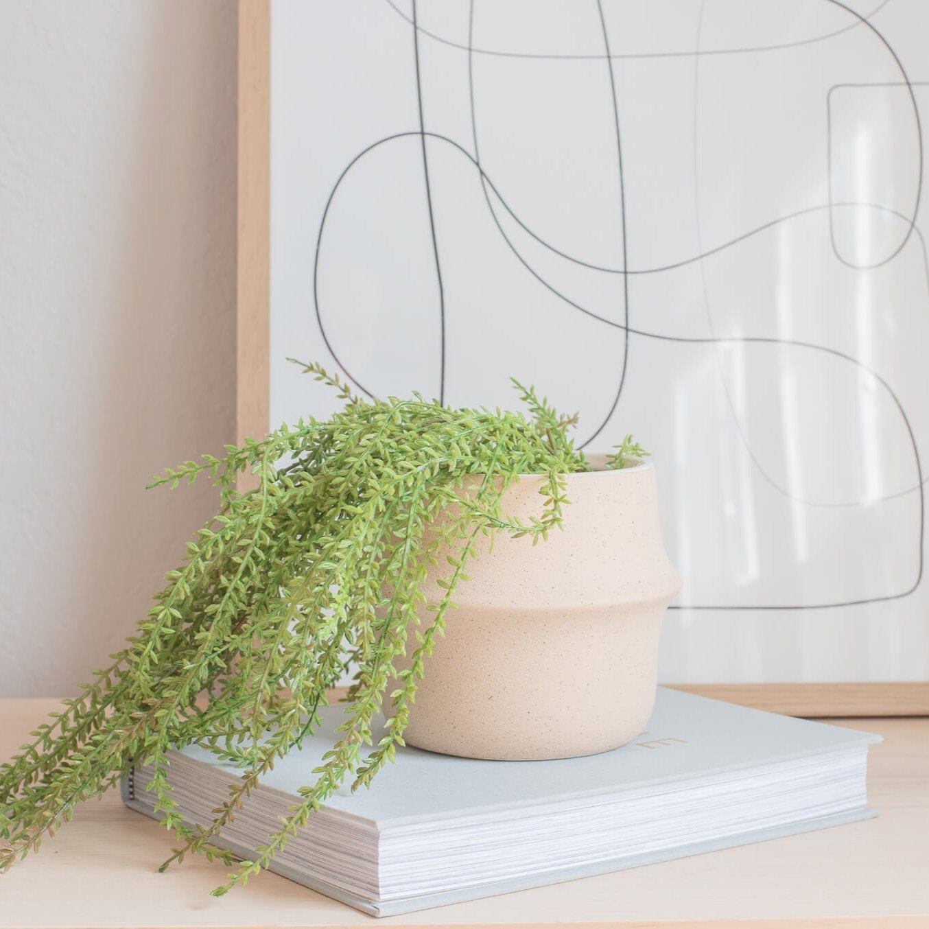 Nichola Textured Tan Planter - Apartment No.3